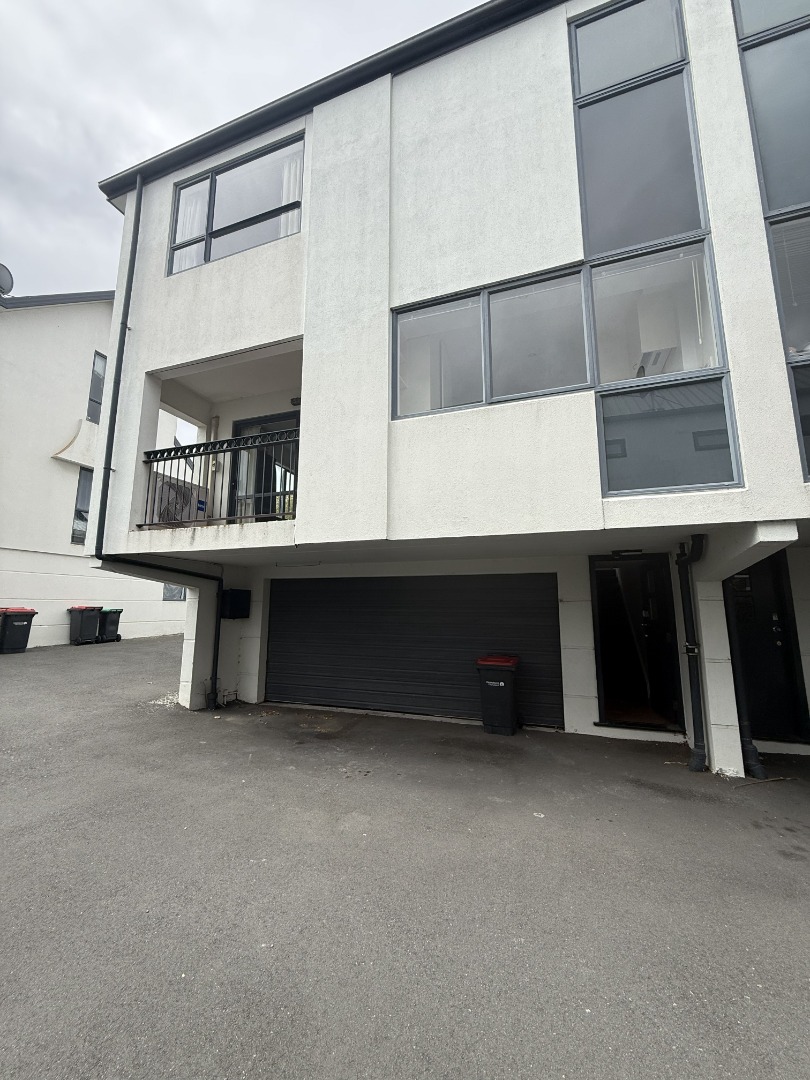 6/243 Salisbury Street, City Centre