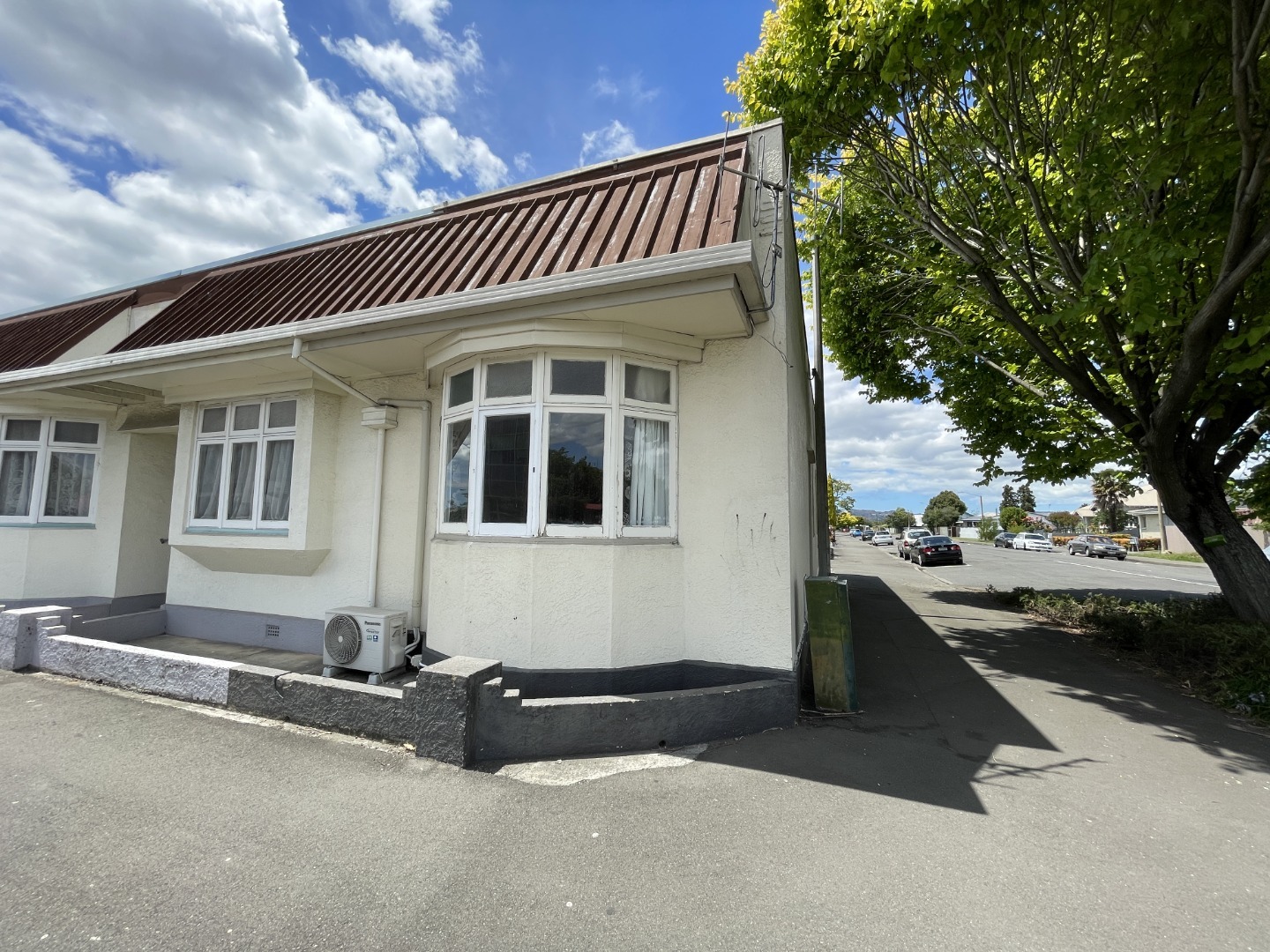 400 Lyndon Road East, Hastings Central