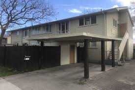 1006 Manuka Street, Mahora