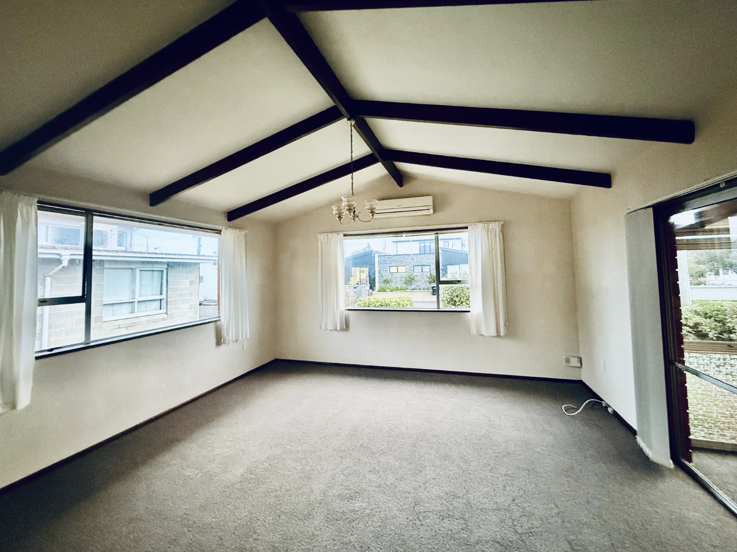 4 Wickliffe Street, Mosgiel