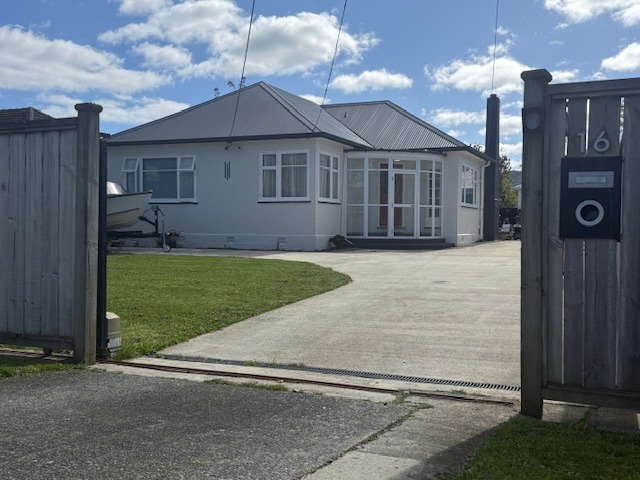 16 Burden Avenue, Wainuiomata