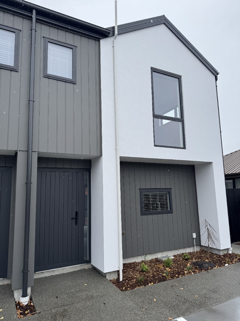 2 Puna Street, Riccarton