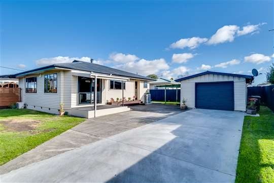 61 Harold Holt Avenue, Pirimai