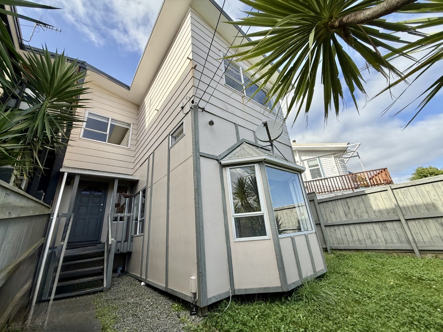 17 Castle Crescent, Stokes Valley