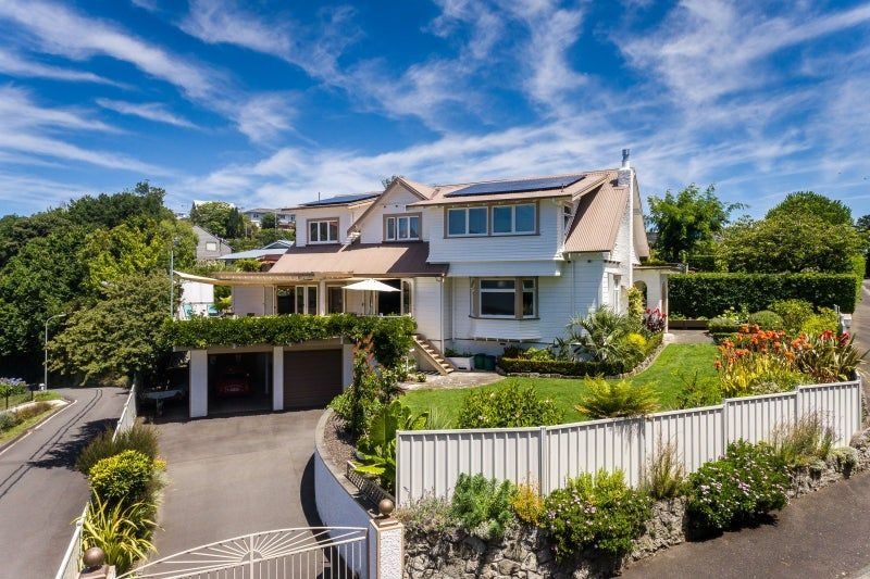 1 Lambton Road, Hospital Hill