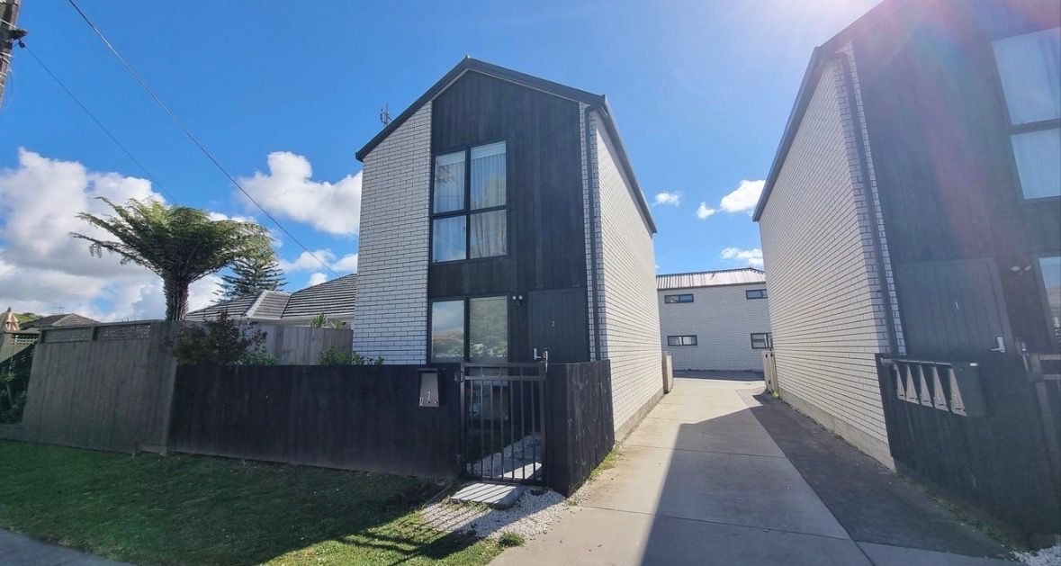 12 Enderby Drive, Te Atatu Peninsula