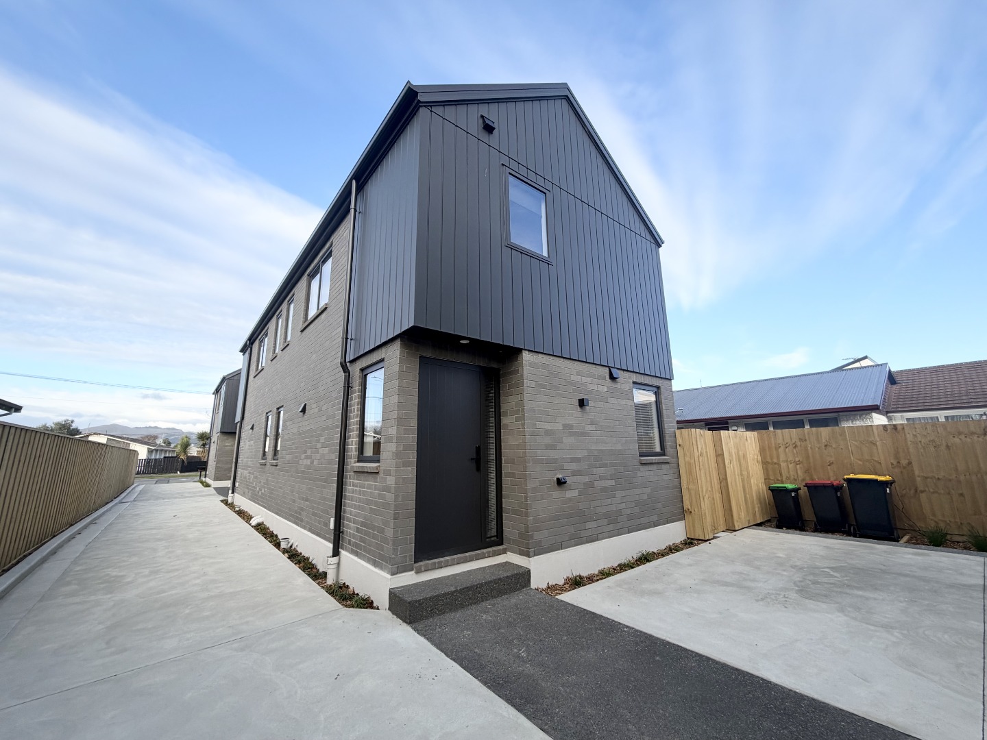 437 Worcester Street, Linwood