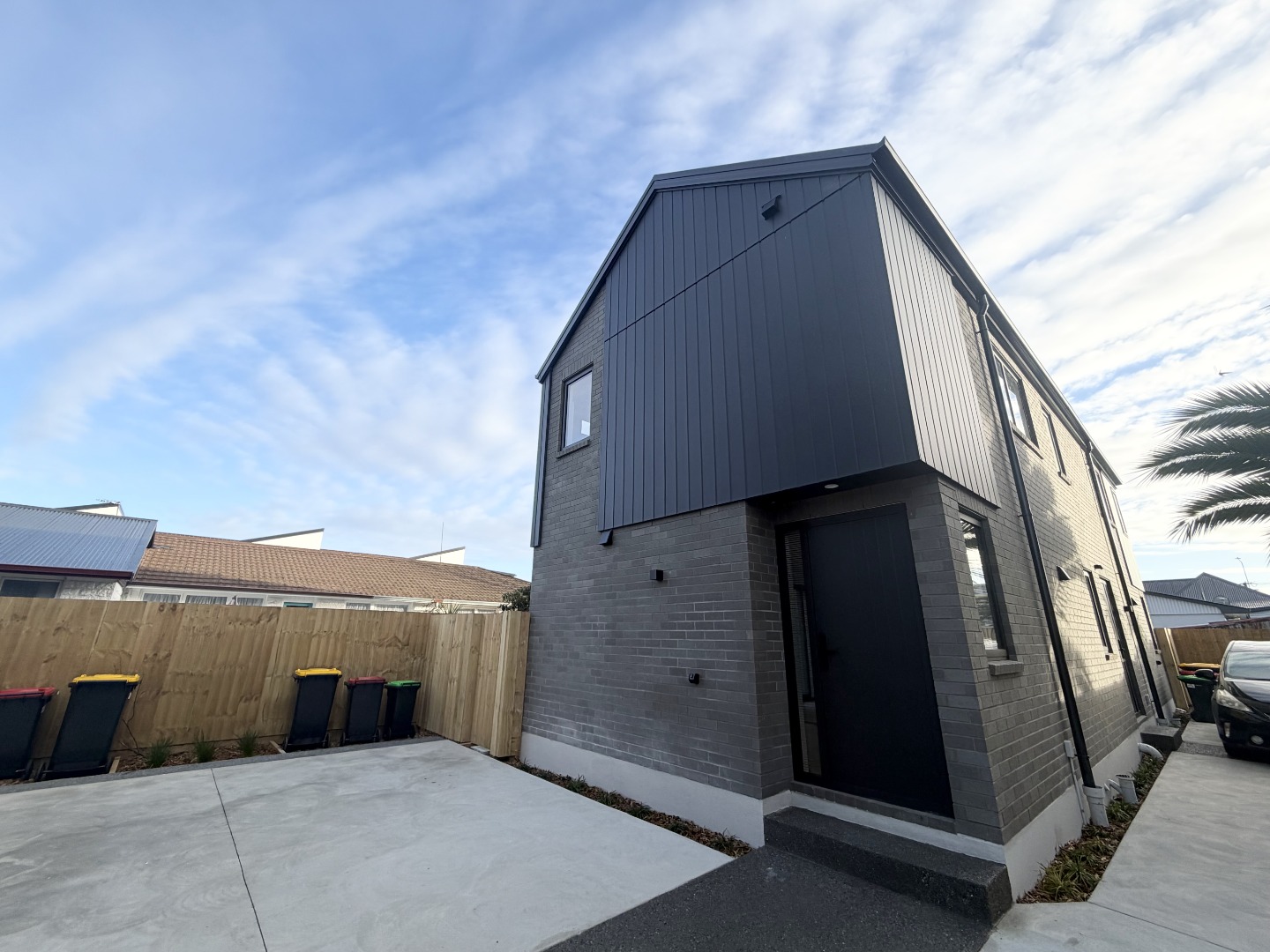 437 Worcester Street, Linwood