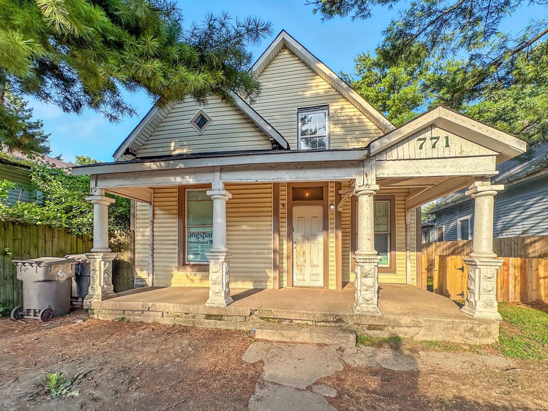 771 N Concord St 