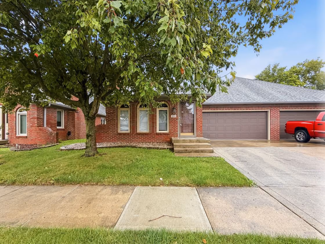 224 Andrews Blvd