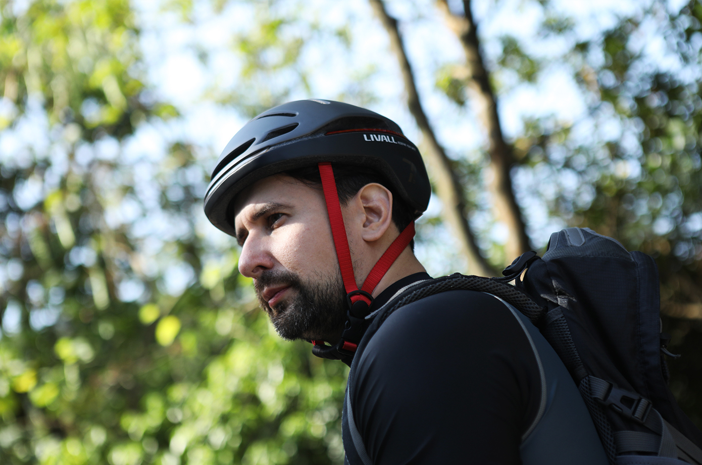 LIVALL EVO21 smart bike helmet