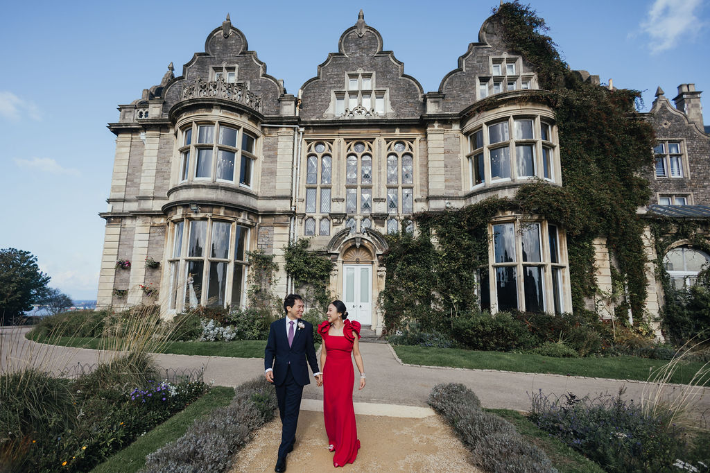 Elegant Manor House Celebrations with a Chinese Tea Ceremony
