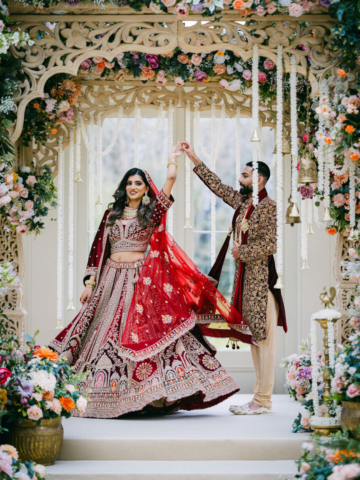 A Vibrant Hindu Celebration: Tia & Ryan’s Unforgettable Wedding