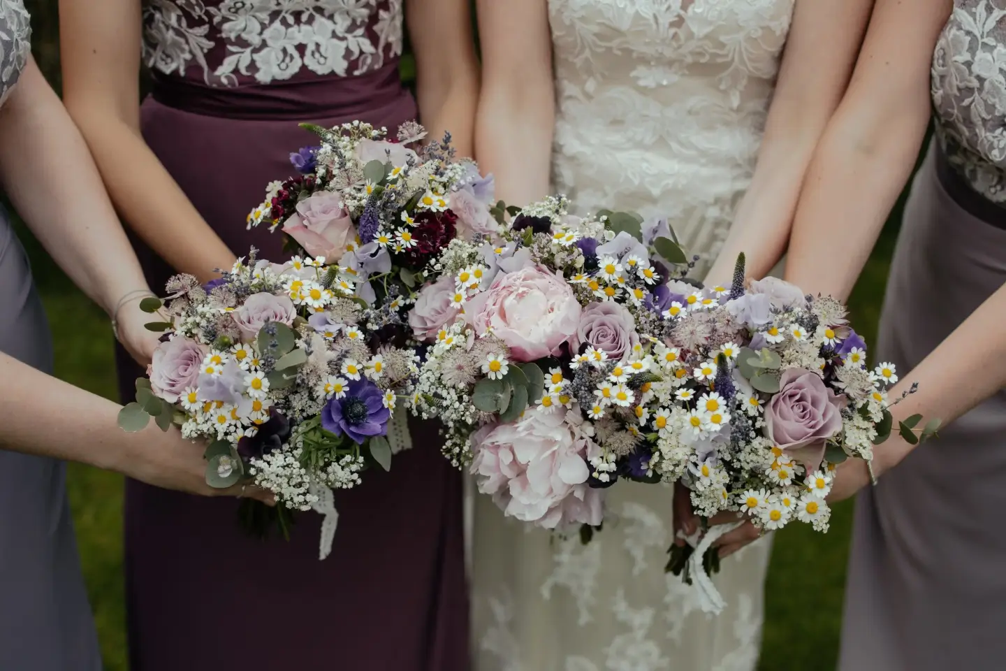 Picture perfect - top tips on creating your wedding album
