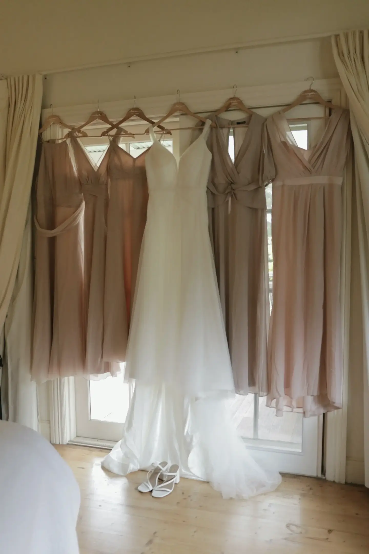 How to choose your Maid of Honour (without upsetting anyone!)