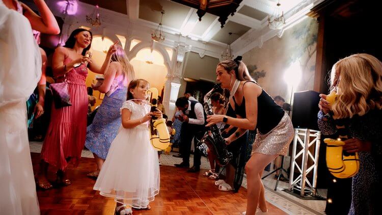 Weekend wedding 6.jpg