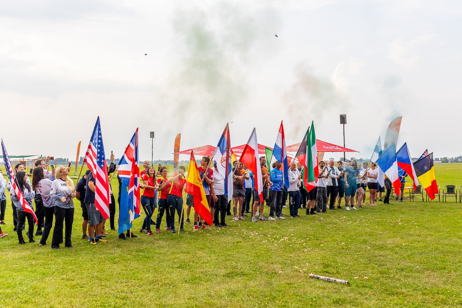 zahajovací ceremoniál mistrovství evropy v parašutismu