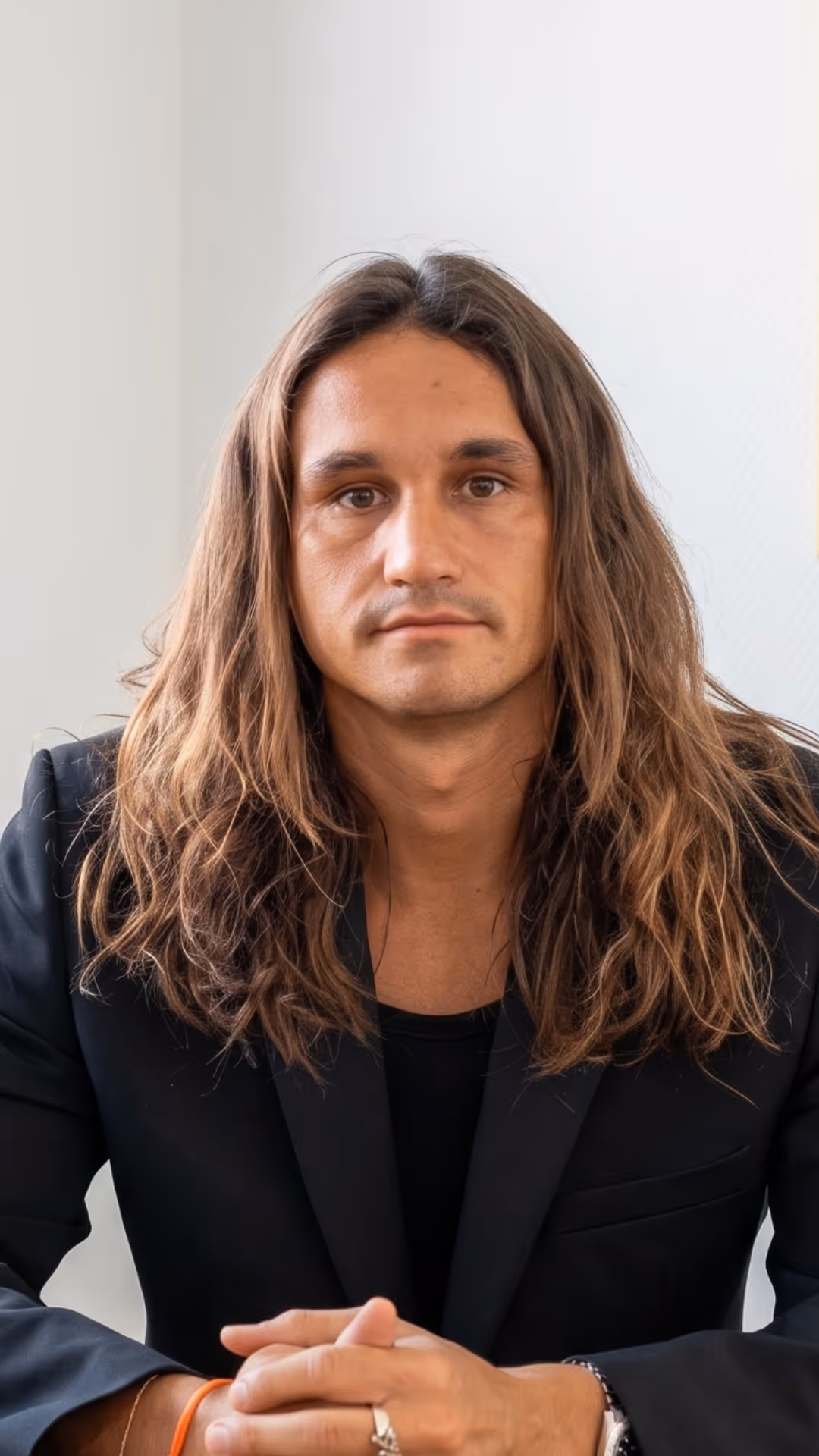 Dr Scott Molas
