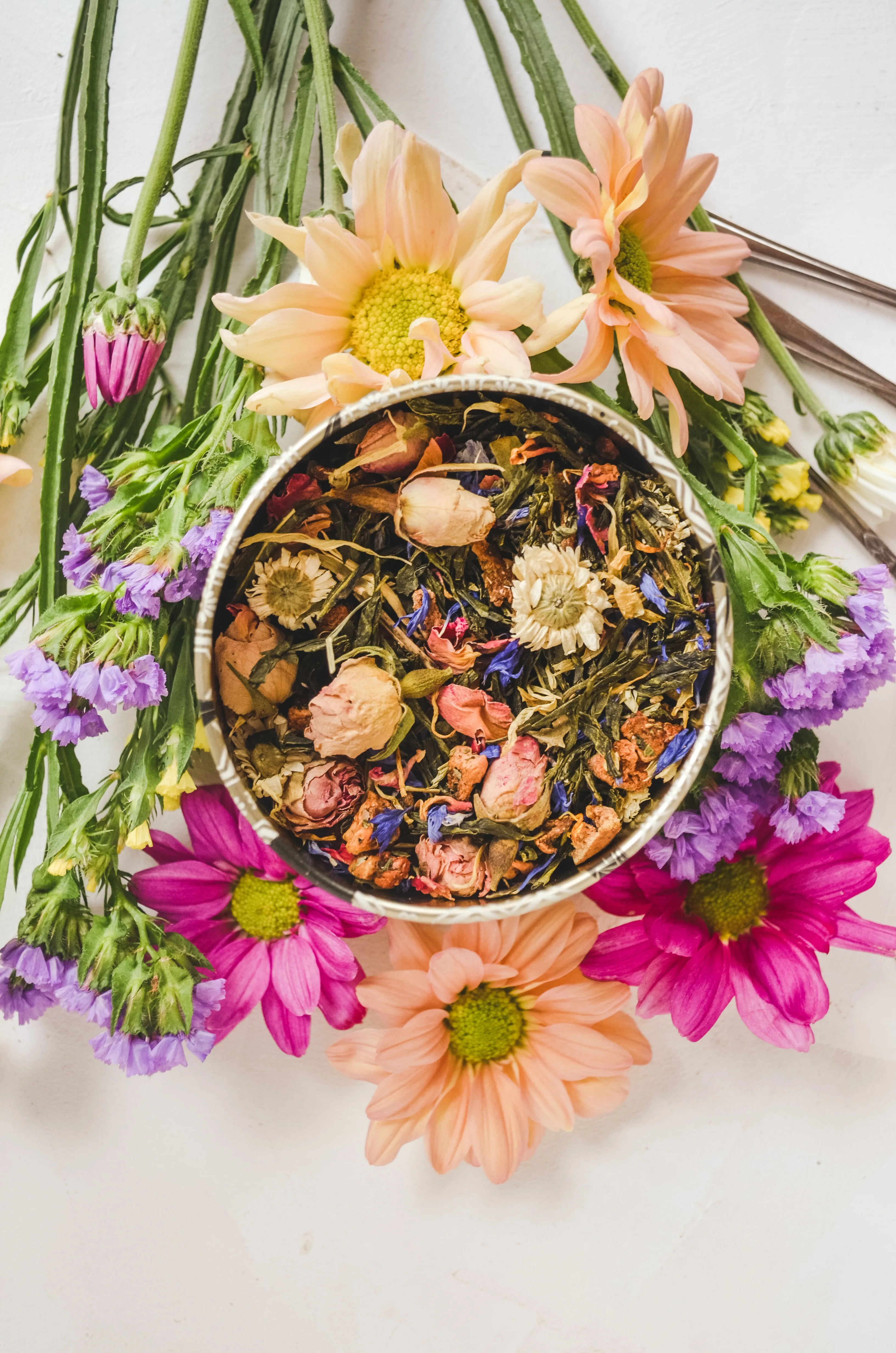 Learn holistic nutrition tips to manage stress and anxiety in our wellness workshop. Ideal for corporate wellness events promoting mental well-being and balance. Led by a wellness expert.