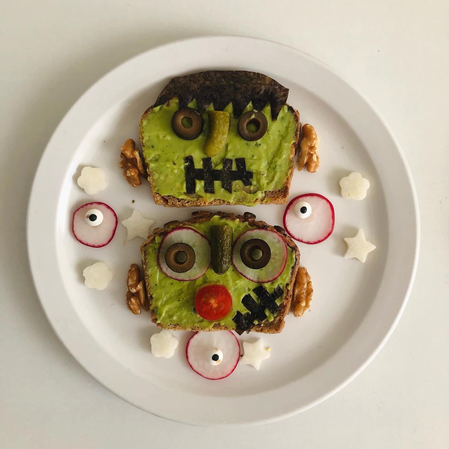 Culinary host eating frankenstein avocado toast during corporate workshop