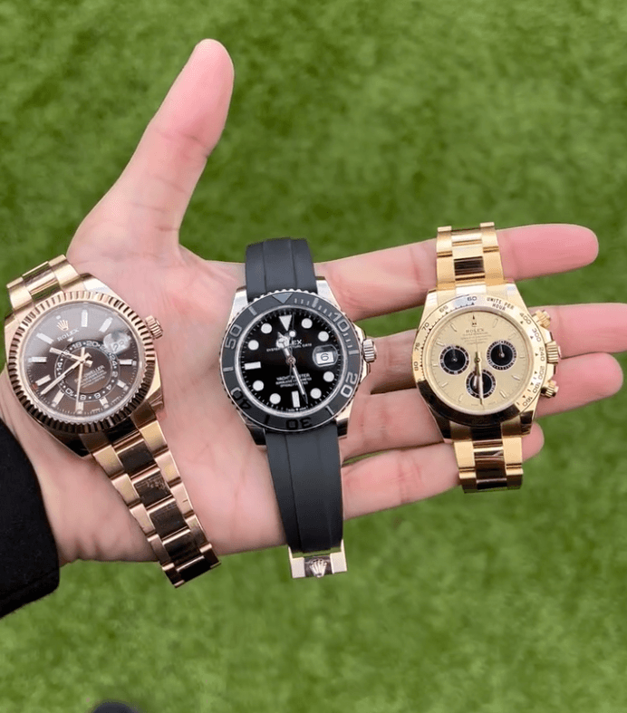 Pre-owned watches