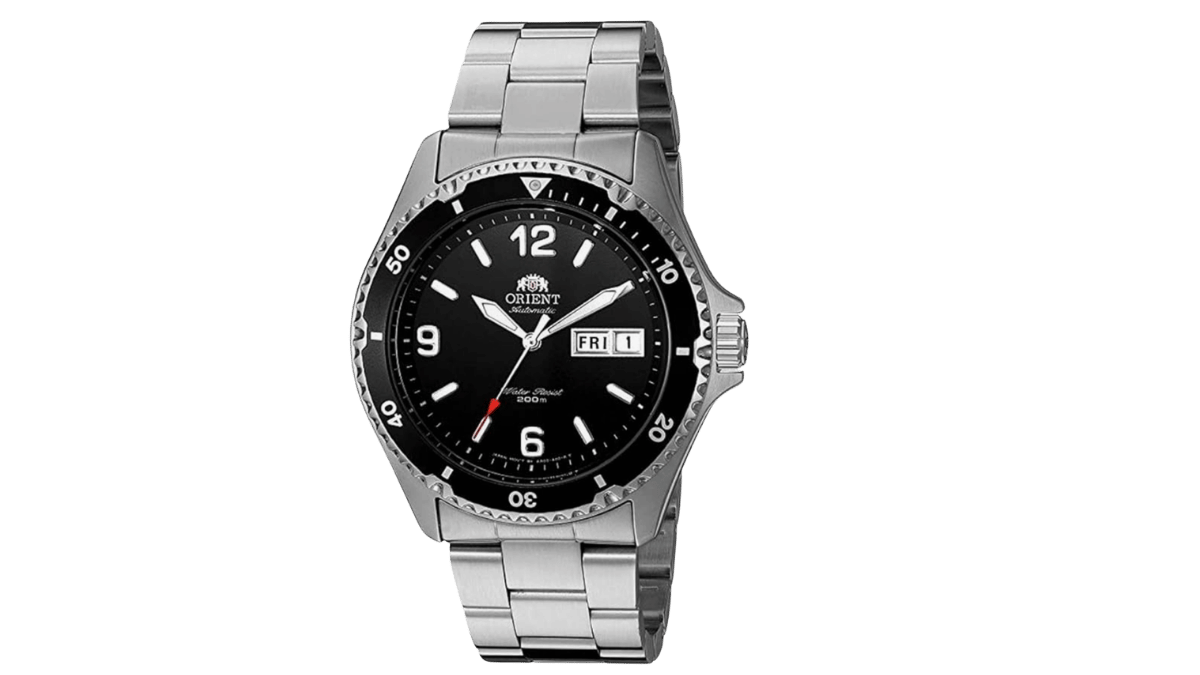The Orient Mako II / Ray II is a reliable automatic dive watch with 200m water resistance and classic sporty design.