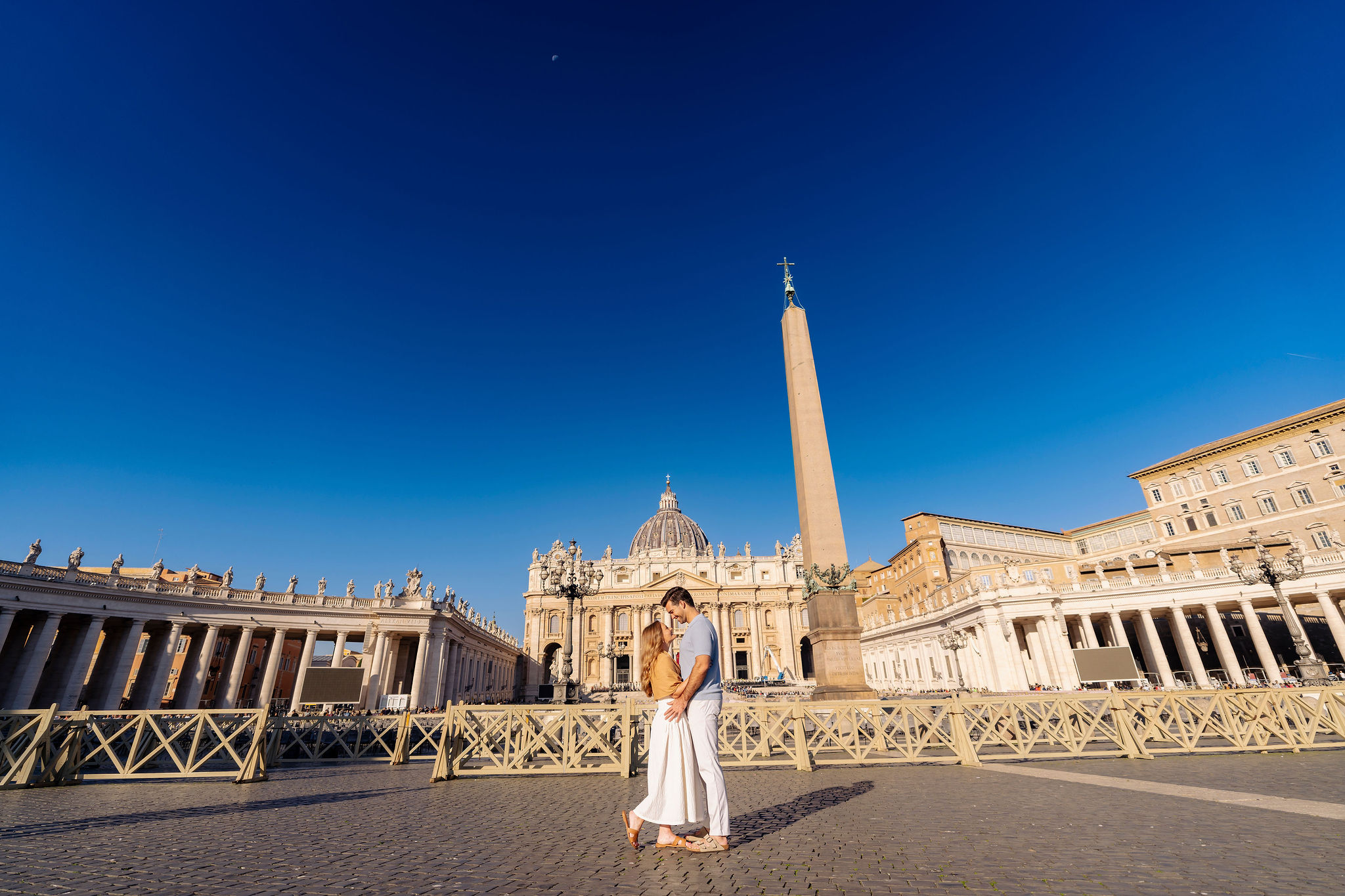 Couple photoshoot at Vatican City by Rome photographer Jeff.
