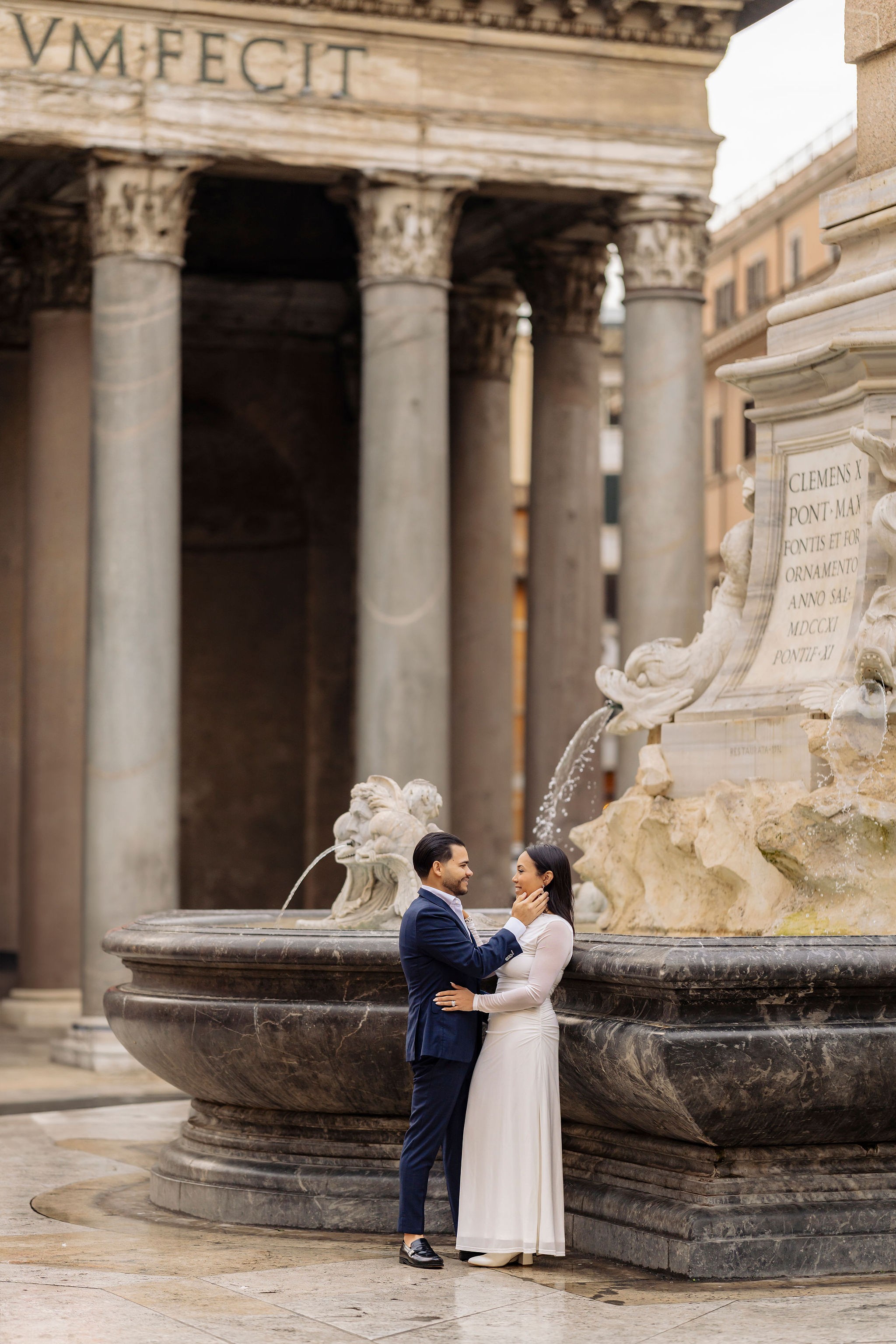 Couple smiling by the Pantheon fountain during the Grand Tour Rome Photoshoot, captured by Eidos Photography, Rome photographer.