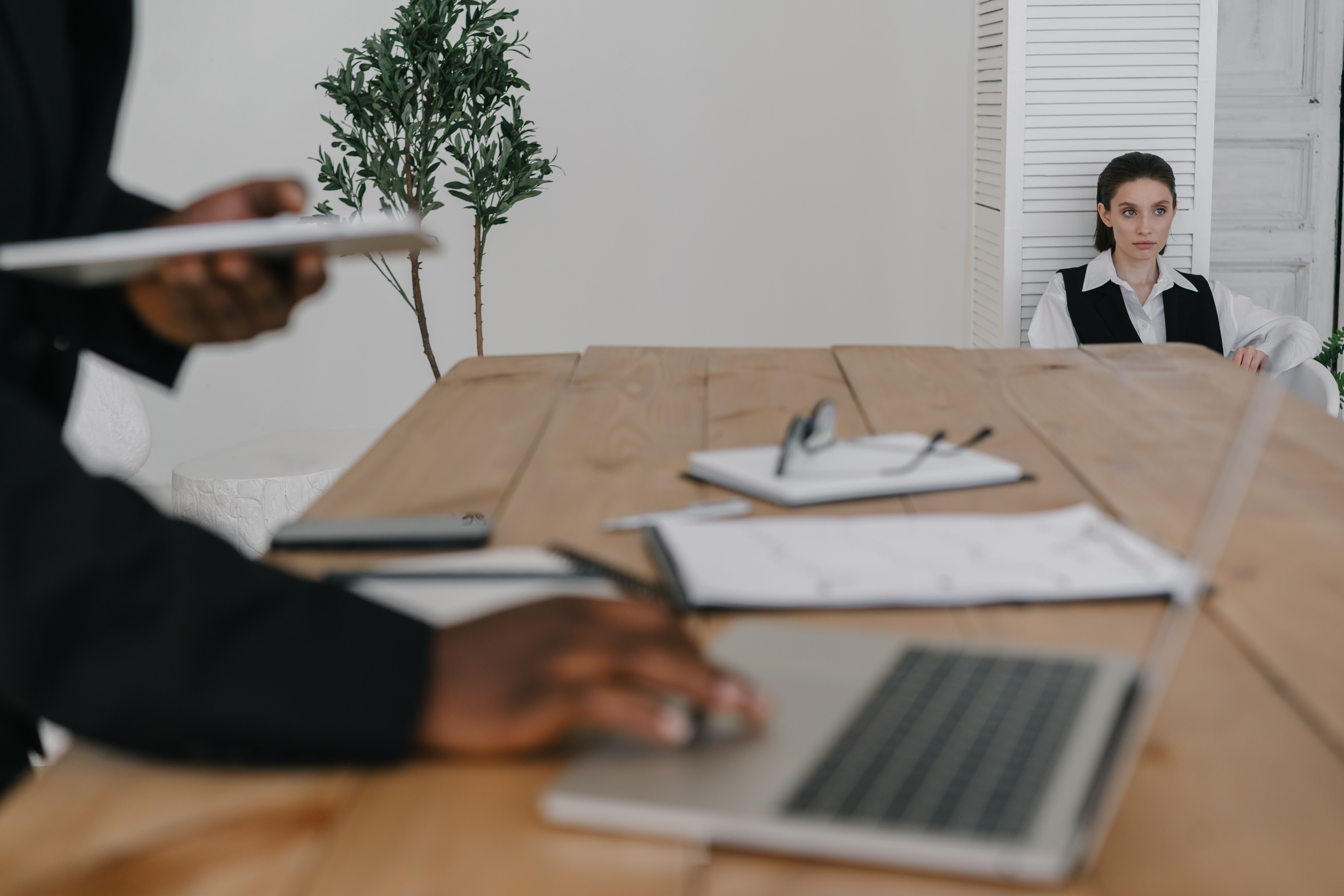 How AI Recruiting Agents Work: A 2026 Buyer's Guide to Autonomous Hiring