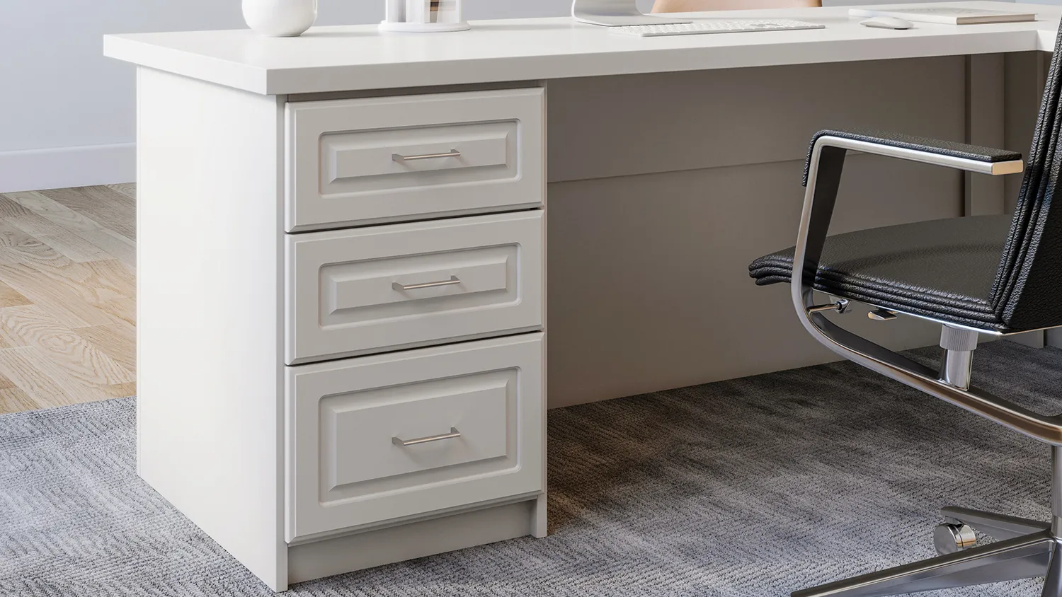 Built-in wire management for tech-friendly tidiness.