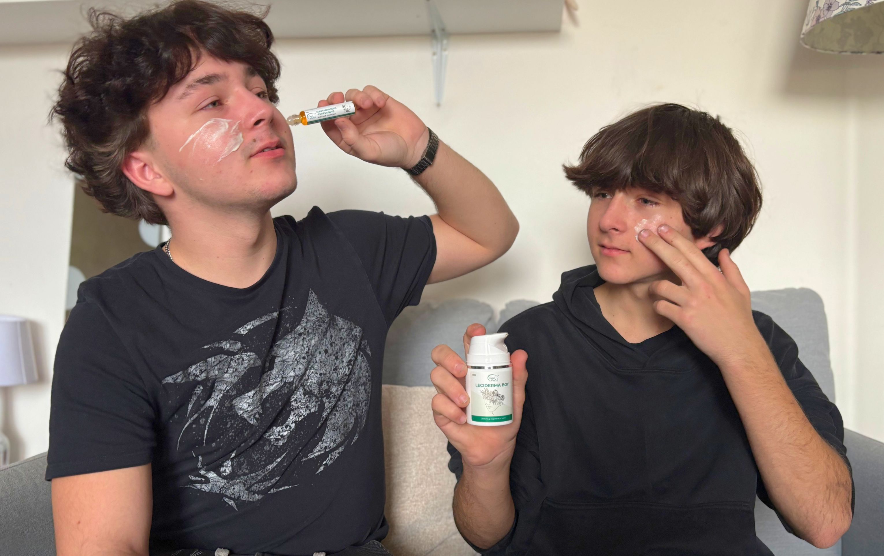 Pro teenagery a mladé muže: Proč tvoje pleť teď blázní a jak ji zkrotit?