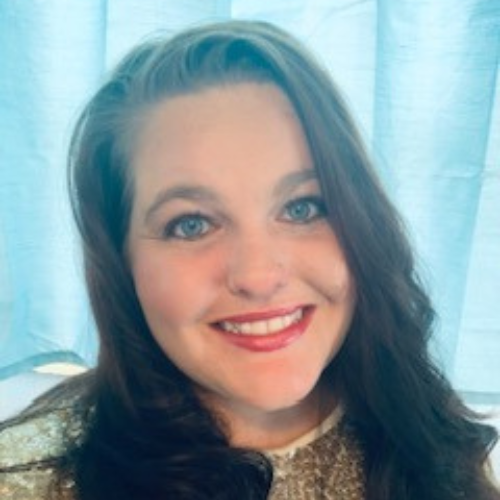 Headshot of Kari Dunn