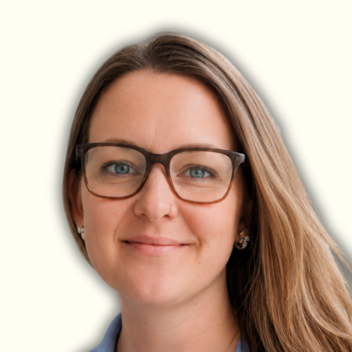 Headshot of Kelle Sajdak
