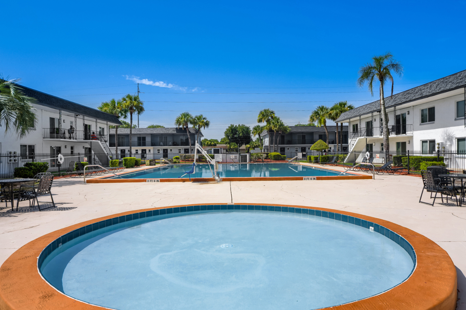 swimming pool