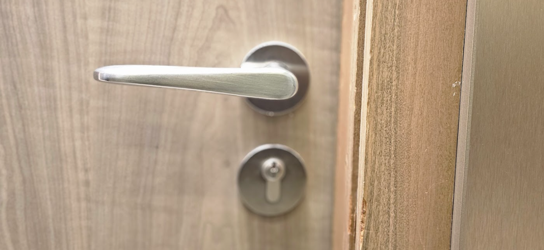 Our experienced locksmith installed a new lock without causing any damage.