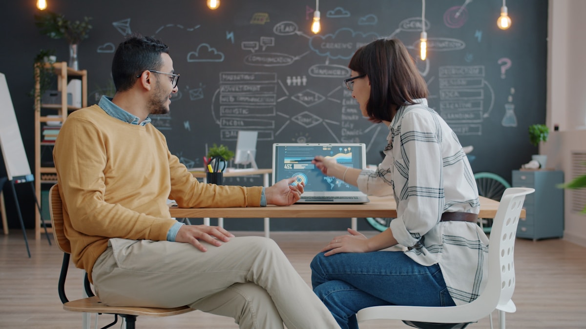 How to Build a Hybrid AI-Human Coaching Strategy That Actually Scales