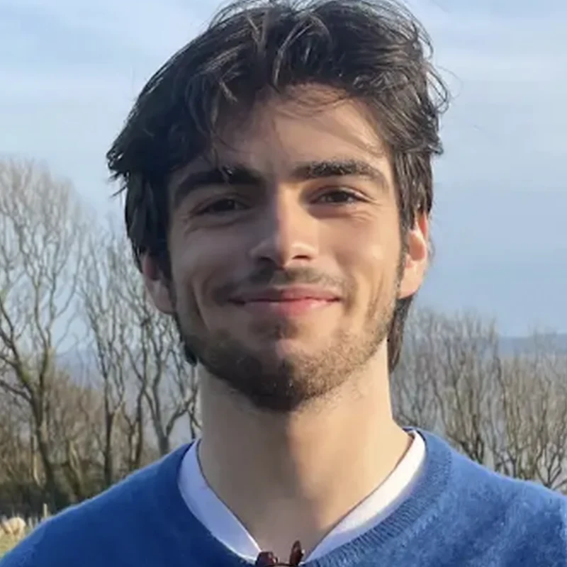 Roger R, IB tutor at Top IB Tutors