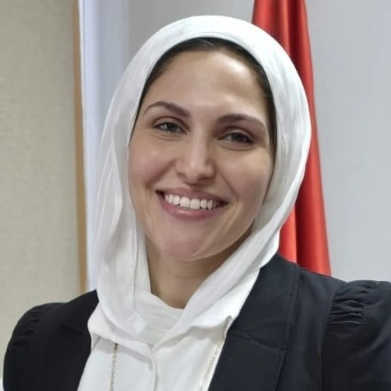 Salma W, IB tutor at Top IB Tutors