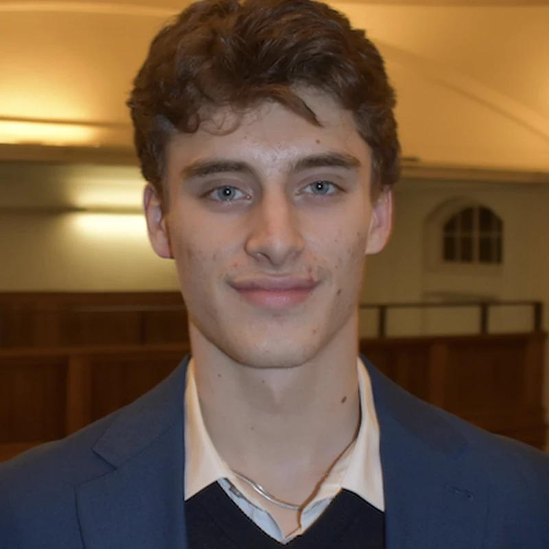 Alex H, IB tutor at Top IB Tutors