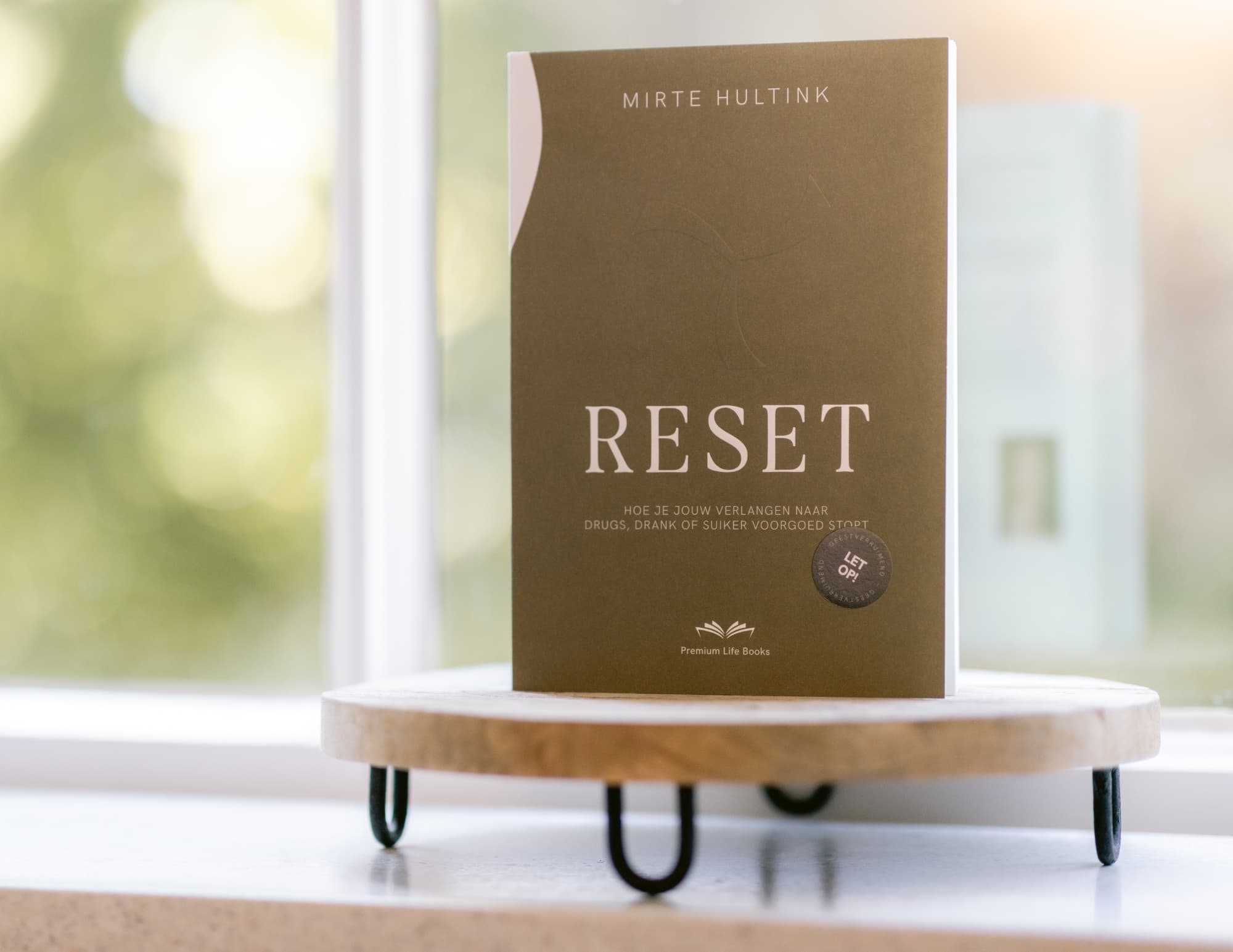 Boek RESET van premium life coach Mirte Hultink