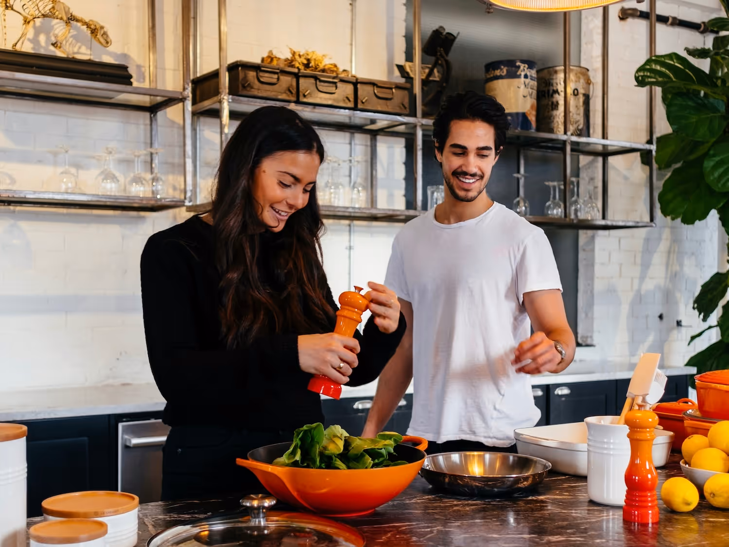 Jutta Schäfer von der Immo Zentrale;Immobilienmakler in Weißenburg Gunzenhausen; Finden, Kaufen oder Mieten Sie ihre neue Immobilie mit Immo Zentrale. Finden Sie ihr neues Zuhause