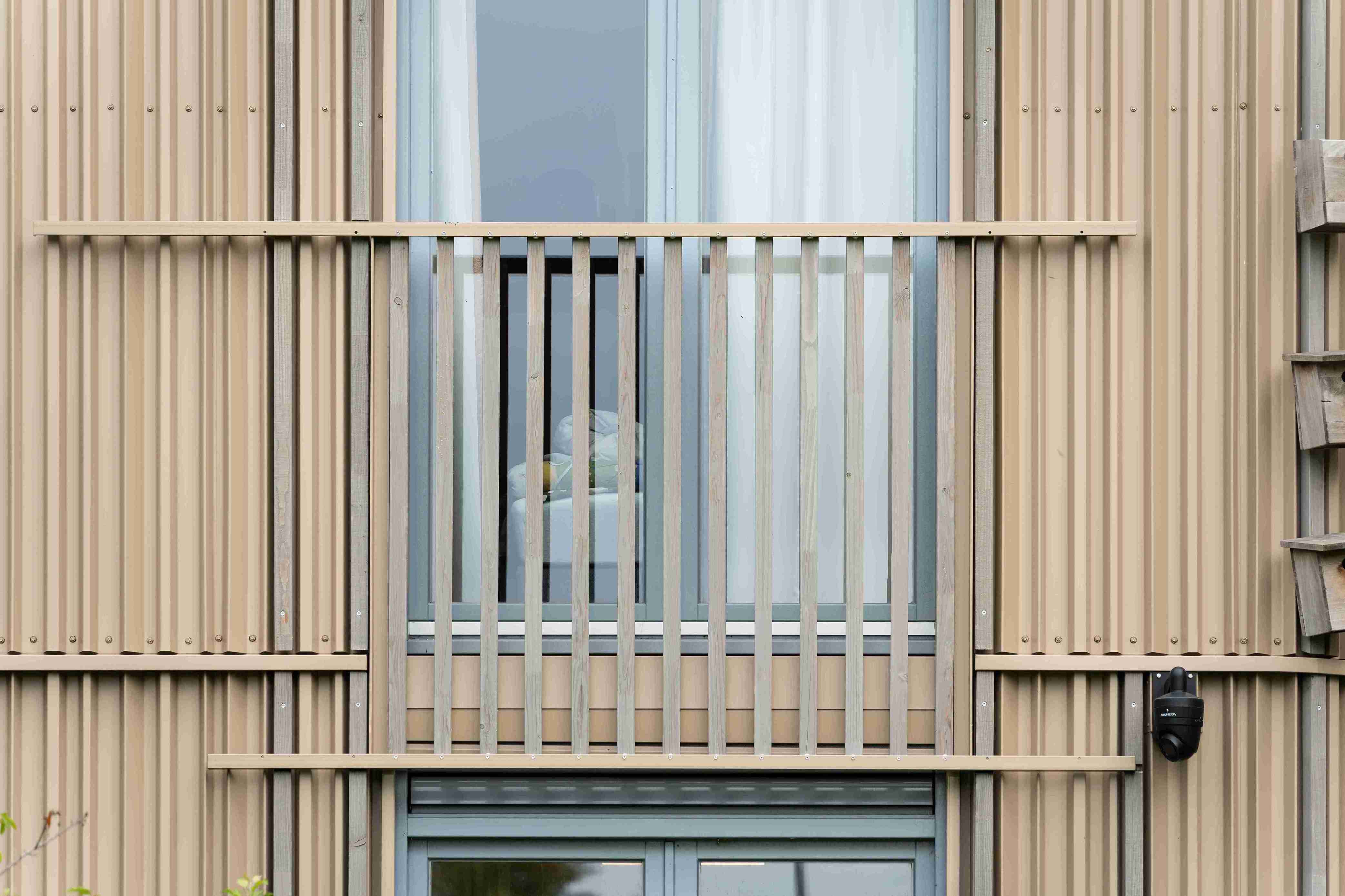 CLT-gebaseerd zorggebouw met een GPR-score van 9,0 – een duurzaam en warm toevluchtsoord aan de Grote Kreek in Rotterdam.