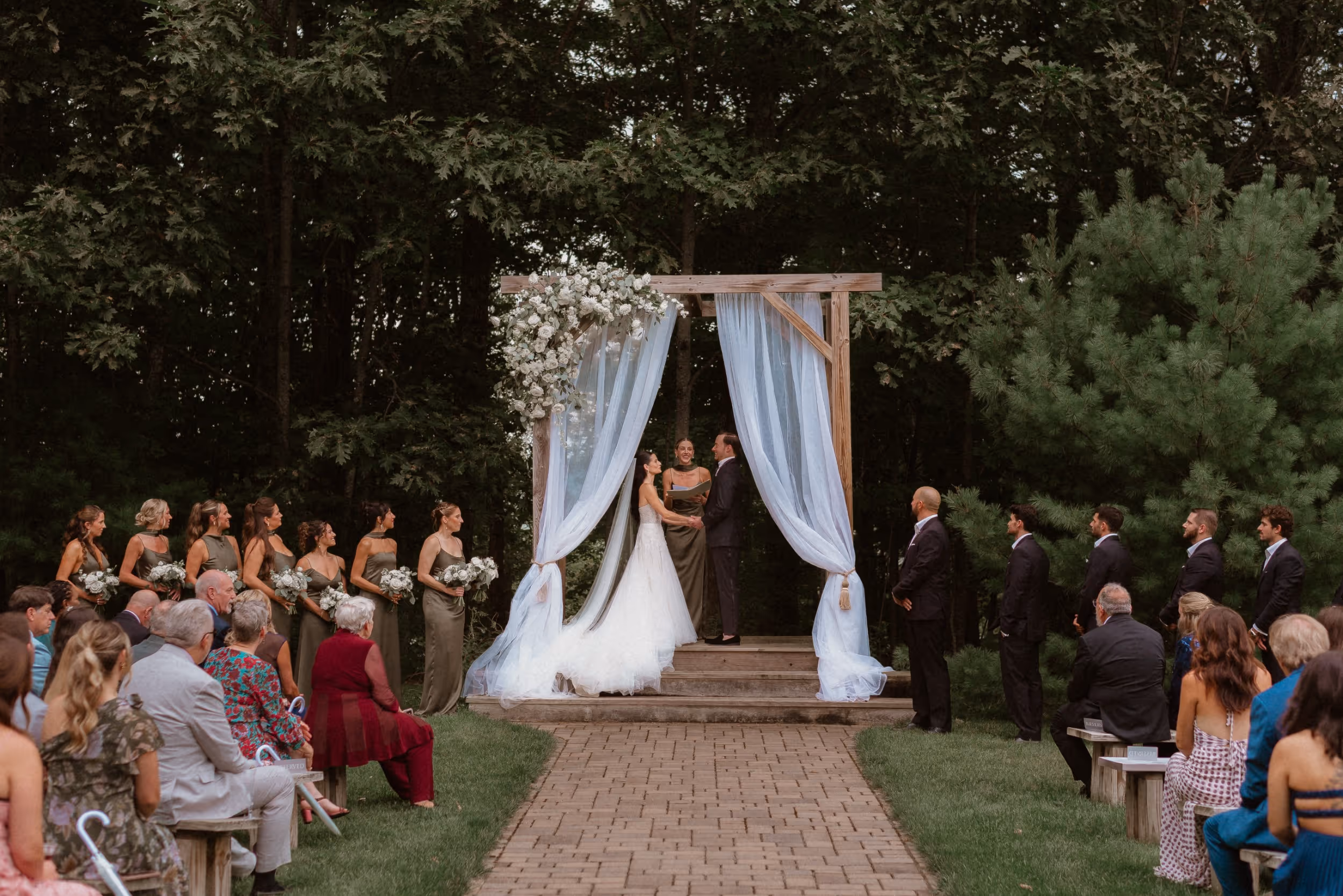 Wedding at Silver Oaks Estate, a destination for couples from Boston, NH, and the Tri-State area.