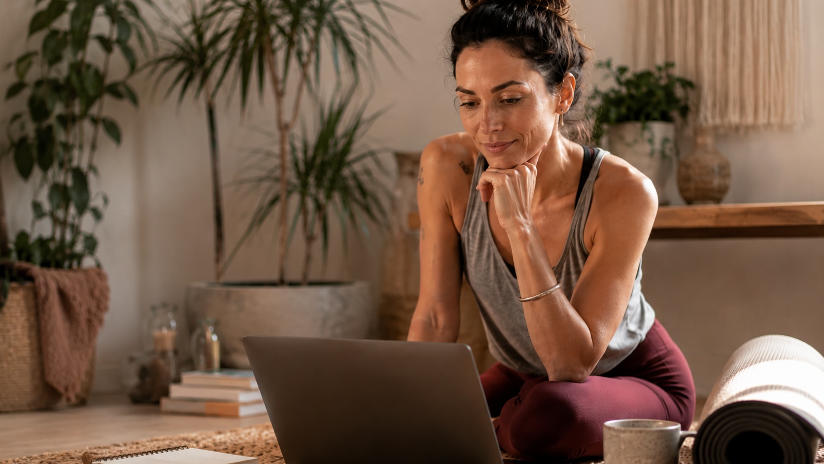 How to create an irresistible ONLINE YOGA program that SELLS on autopilot