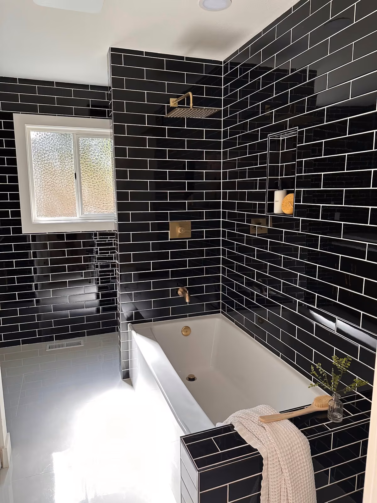 Tile installation in Lynnwood, WA by Wills Flooring