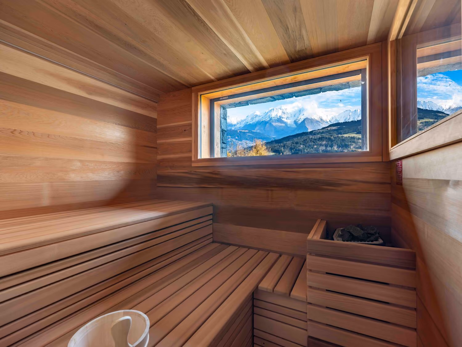 Private sauna with views of the Mont Blanc massif in a luxury chalet