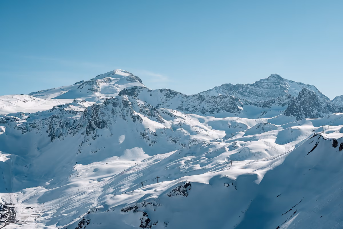 Luxury chalet rentals in Tignes | High-end chalets | Le Chalet Club