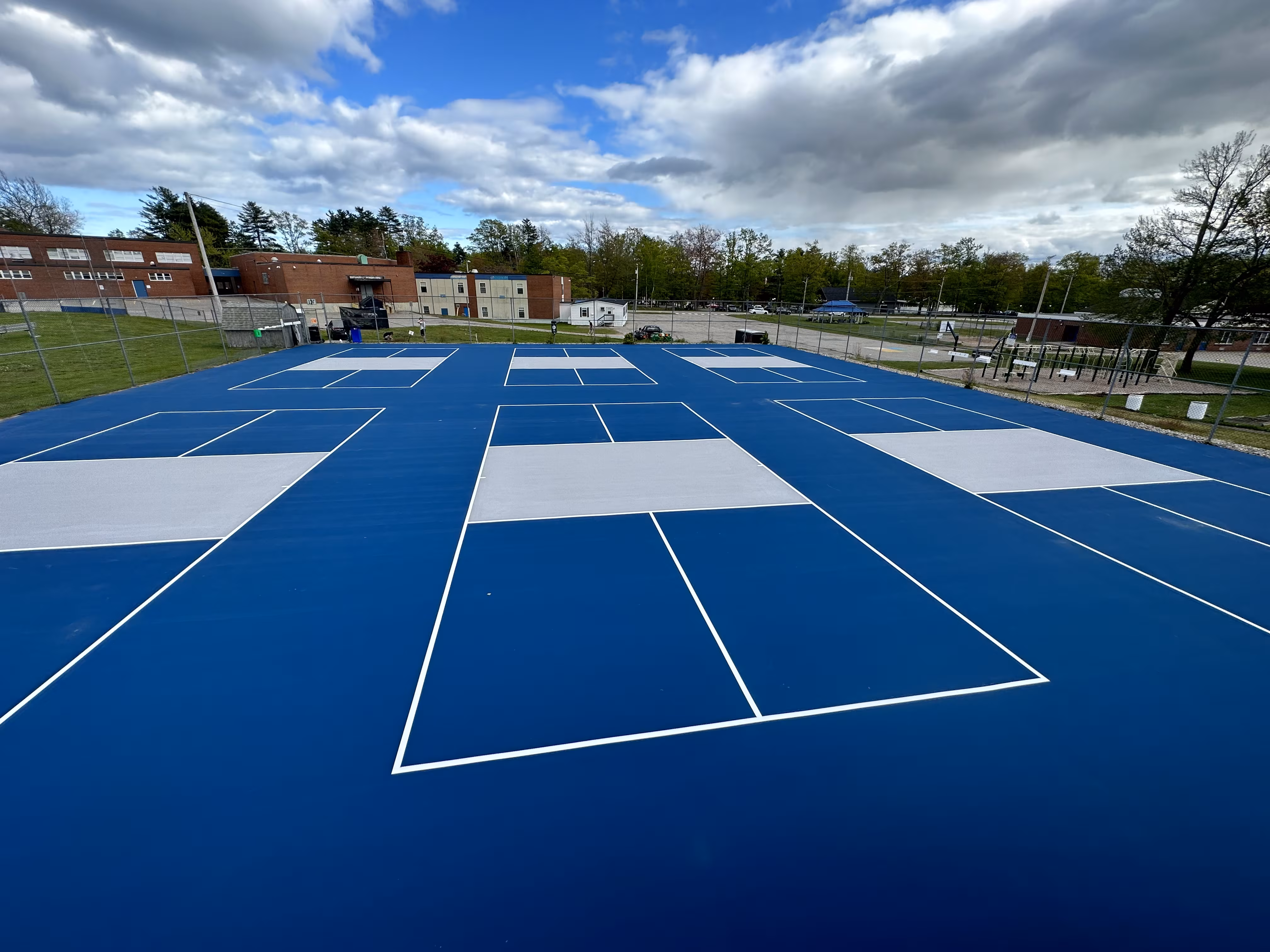 Pickleball court color system 
