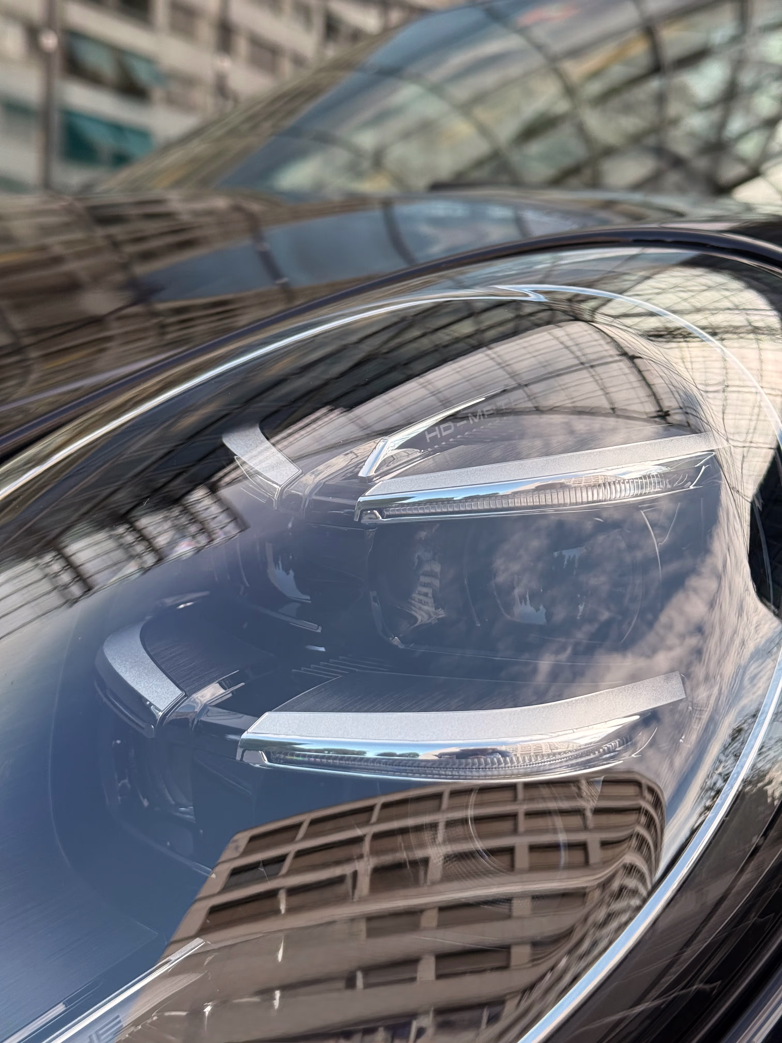 Enjoy the Porsche 911 Carrera S rental for ultimate stability and power