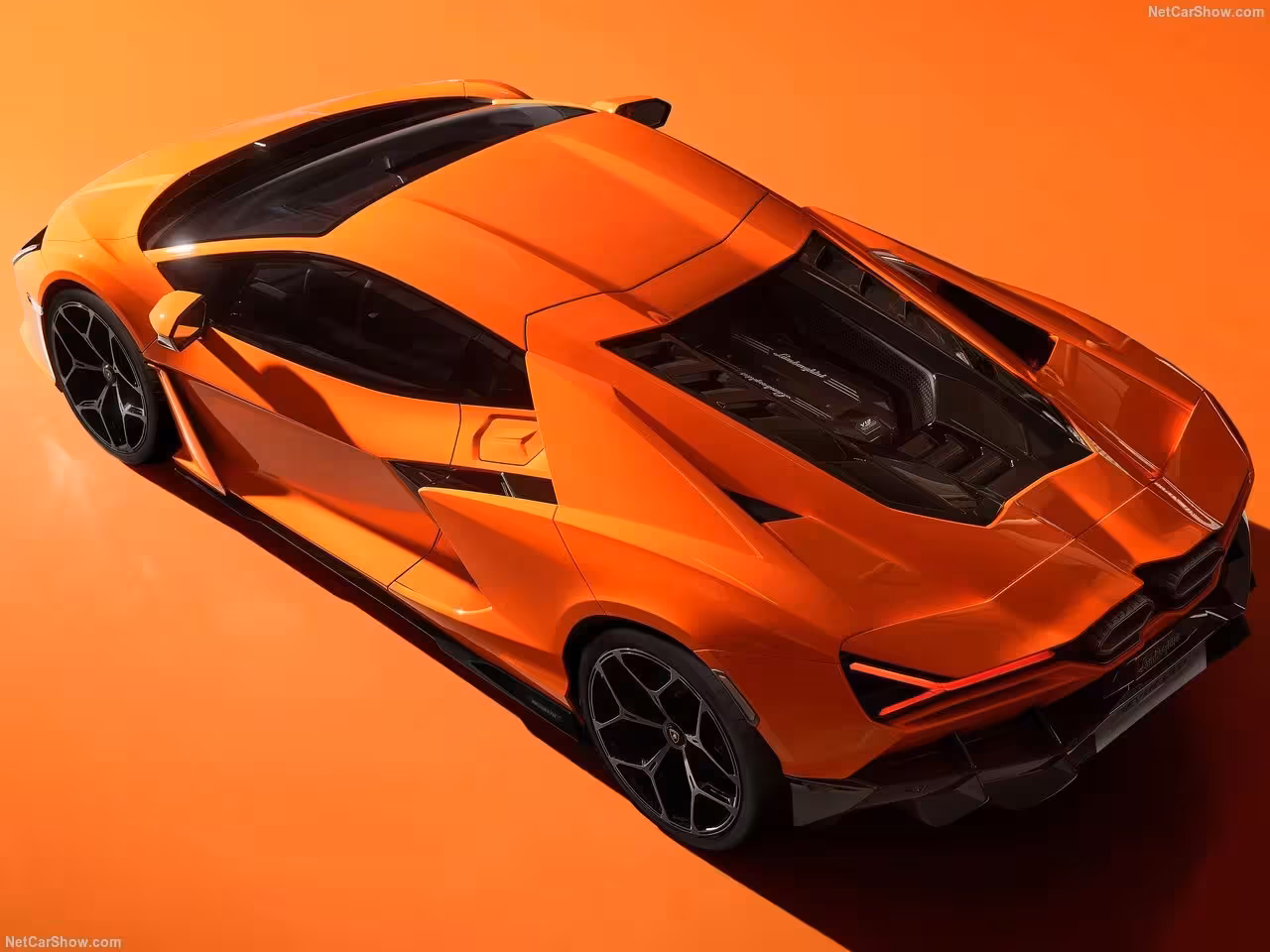 Rent a Lamborghini Revuelto in Geneva, the perfect blend of technology and power